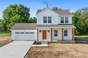 544 W Wildwood Dr, Owosso, MI 48867 - Photo 1