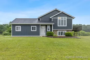 4848 Hidden Hills Dr, Middleville, MI 49333 - Photo 1