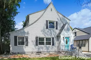 1215 Emerald Ave NE, Grand Rapids, MI 49505 - Photo 1