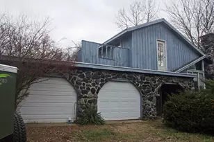 25172 Dutch Settlement St, Dowagiac, MI 49047 - Photo 1