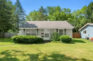 2516 Glendale Blvd, Kalamazoo, MI 49004 - Photo 1