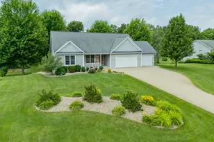 71462 Fox Creek Blvd, Lawton, MI 49065 - Photo 1