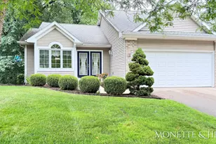 1807 Corville Ct NW, Grand Rapids, MI 49504 - Photo 1