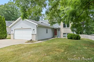 1563 Amberly Dr SE, Grand Rapids, MI 49508 - Photo 1