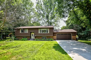09272 Riverbend Dr, South Haven, MI 49090 - Photo 1