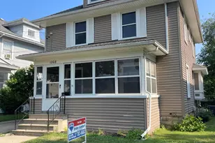 1208 Burr St, Jackson, MI 49201 - Photo 1