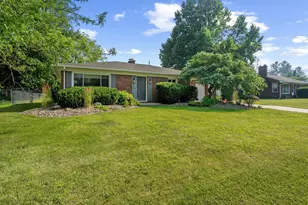 700 Devonshire Rd, Fowlerville, MI 48836 - Photo 1