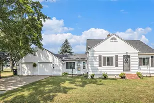 5719 Park Ave, Hudsonville, MI 49426 - Photo 1