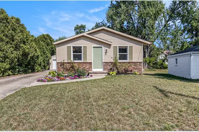 3054 Kensboro Avenue NE, Grand Rapids, MI 49505 - Photo 1