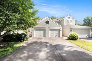 695 Sun Chase Dr, Holland, MI 49424 - Photo 1