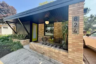 824 W 24th St, Holland, MI 49423 - Photo 1