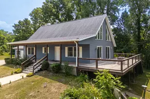 5585 Hochberger Rd, Eau Claire, MI 49111 - Photo 1