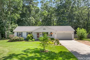 15214 Arborwood Dr, Grand Haven, MI 49417 - Photo 1