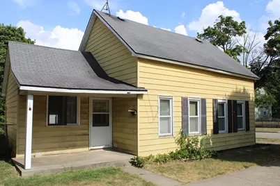 1100 McReynolds Avenue NW, Grand Rapids, MI 49504 - Photo 1