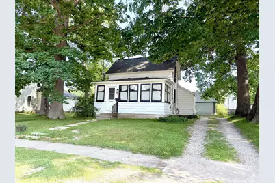 1018 Kenwood Avenue, Belding, MI 48809 - Photo 1
