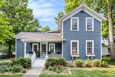 433 W Bridge Street, Plainwell, MI 49080 - Photo 1