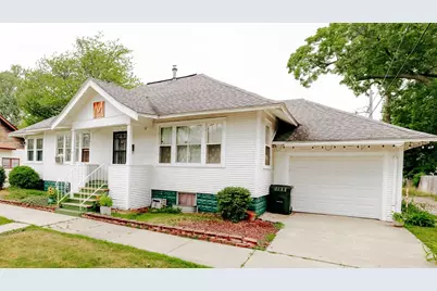 154 W Larch Avenue, Muskegon, MI 49441 - Photo 1