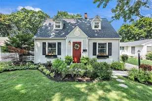 369 Sigsbee St, Rockford, MI 49341 - Photo 1