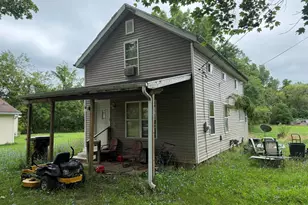 862 E Green St, Marshall, MI 49068 - Photo 1