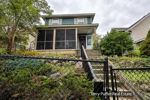 528 Woodlawn St SE, Grand Rapids, MI 49507 - Photo 1