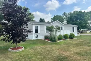 5 Cottonwood Ave NE, Cedar Springs, MI 49319 - Photo 1