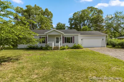 903 E Van Deinse Avenue, Greenville, MI 48838 - Photo 1