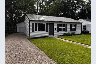 182 Broadway Boulevard, Battle Creek, MI 49037 - Photo 1