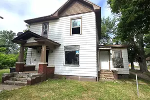 630 Pavone St, Benton Harbor, MI 49022 - Photo 1