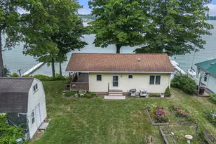 61708 Lakeview Dr, Cassopolis, MI 49031 - Photo 1