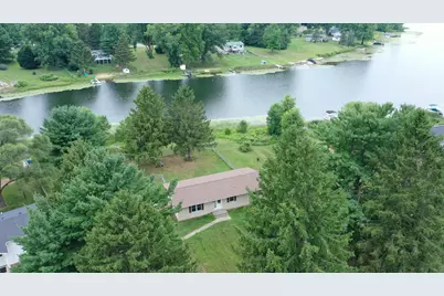 52400 Susan Lane, Dowagiac, MI 49047 - Photo 1