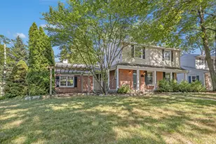 2104 Chesaning Dr SE, Grand Rapids, MI 49506 - Photo 1