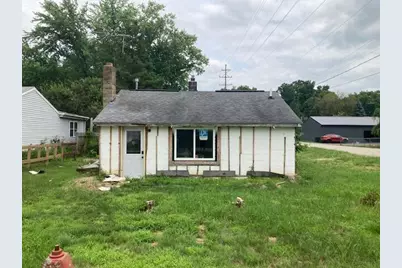 121 Bagg Avenue, Jackson, MI 49203 - Photo 1