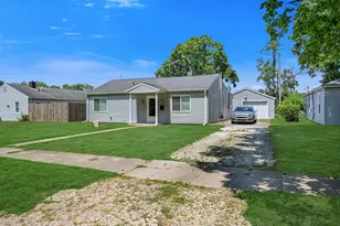 2124 Baldwin Dr, Niles, MI 49120 - Photo 1