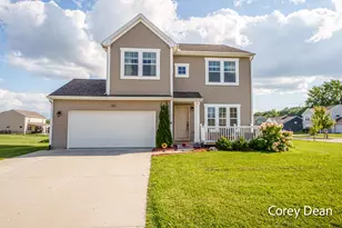 4618 Quaker Hill Ct, Kentwood, MI 49512 - Photo 1