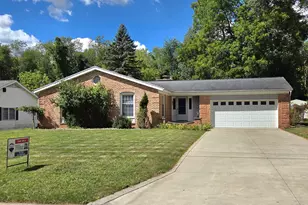2144 Creglow Dr, Jackson, MI 49203 - Photo 1