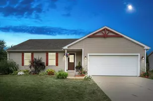 69698 Fox Crossing, Edwardsburg, MI 49112 - Photo 1