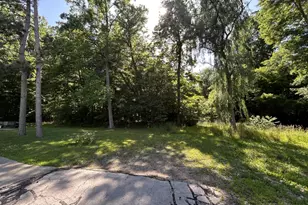 Riverside Pkwy, Battle Creek, MI 49015 - Photo 1