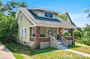 1034 Kalamazoo Ave SE, Grand Rapids, MI 49507 - Photo 1