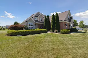 198 W Auburn Trail, Brighton, MI 48114 - Photo 1