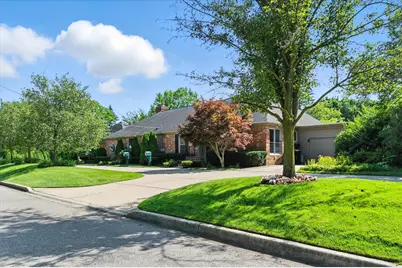 1829 Stonycroft Lane, Bloomfield Hills, MI 48304 - Photo 1