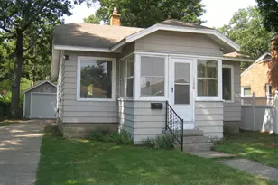 1138 E Forest Ave, Muskegon, MI 49442 - Photo 1