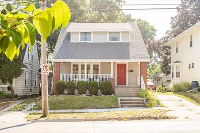 226 Diamond Avenue NE, Grand Rapids, MI 49503 - Photo 1