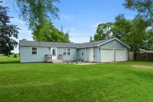 23034 River Run Rd, Mendon, MI 49072 - Photo 1