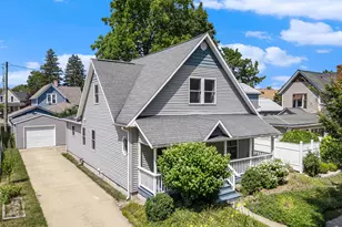 325 Superior St, South Haven, MI 49090 - Photo 1