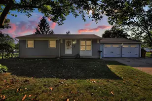 5105 Wallingford Dr NW, Comstock Park, MI 49321 - Photo 1