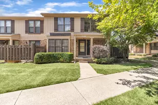 8667 Edgewater Ln, Warren, MI 48093 - Photo 1