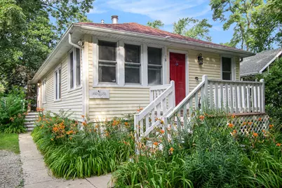 18 N Taylor Street, New Buffalo, MI 49117 - Photo 1