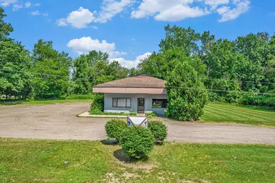 4821 Lansing Avenue, Jackson, MI 49201 - Photo 1