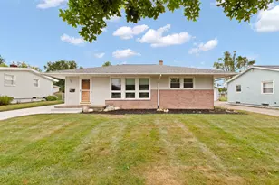 160 Canterbury St, Adrian, MI 49221 - Photo 1