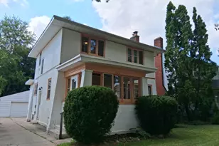 940 Lake Michigan Dr NW, Grand Rapids, MI 49504 - Photo 1